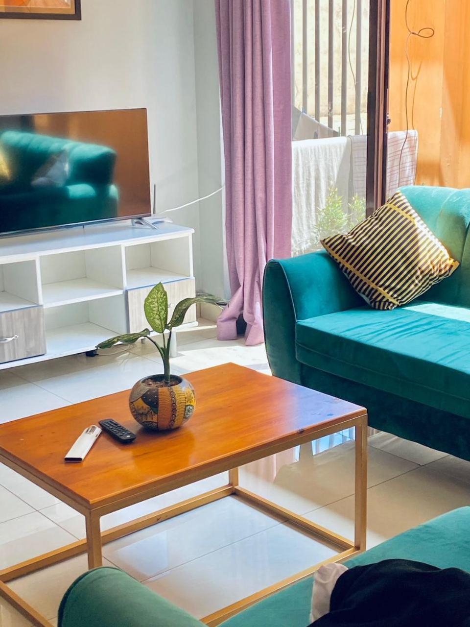 Eika Suites At Acacia 坎帕拉 外观 照片